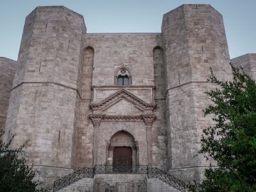 1/150 Castel Del Monte