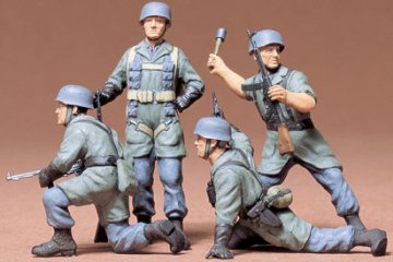 1/35 German Parachuters