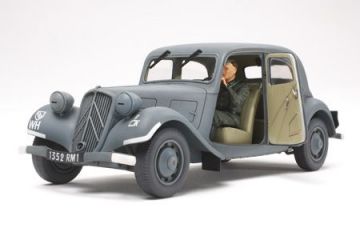 1/35 Citroen Traction 11CV NO.301