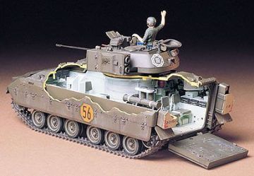 1/35 U.S. M2 Bradley IFV