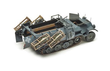 1/35 Sd.Kfz.251/1 Ausf.B STUKA