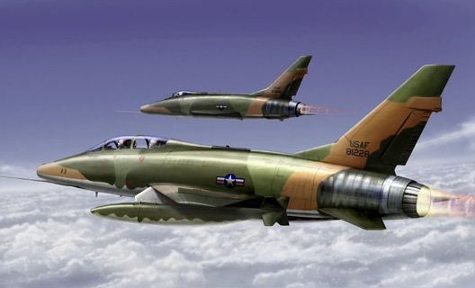 1/72 F-100F Super Sabre
