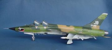 1/32 U. S. Republic F-105G Wild Weasel
