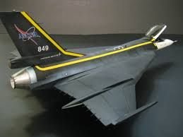 1/144 Lockheed Martin F-16 XL, Airfix 00104