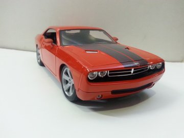 2006 Dodge Challenger Concept 1/18