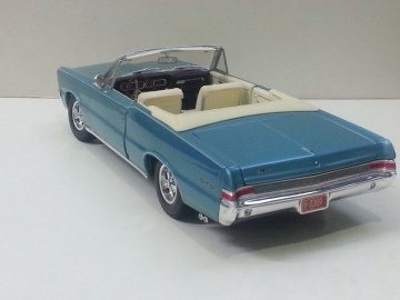 1965 Pontiac GTOTurquoise Blue Convertible 1:18