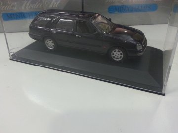 FORD SCORPIO BREAK 1995  1/43