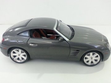 Chrysler Crossfire Coupe Gri 2005  1/18