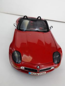 1/18 BMW Z8 DIECAST MODEL
