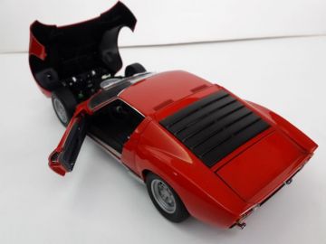 1/18  LOMBARGINI MIURA