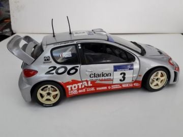 1/18 Peugeot 206 WRC Diecast Model