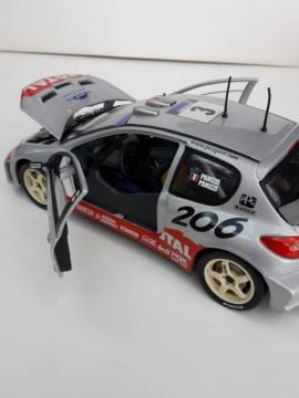 1/18 Peugeot 206 WRC Diecast Model