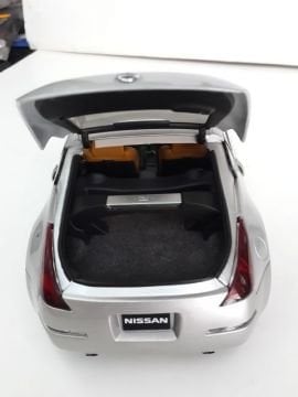 1/18  NISSAN FAIRLADY Z/350Z Diecast Model