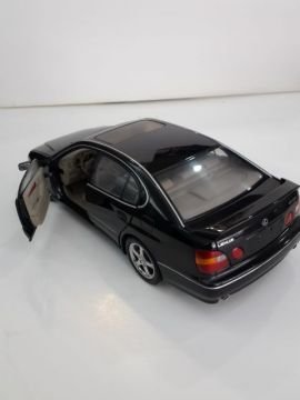 1/18  Lexus Diecast Model
