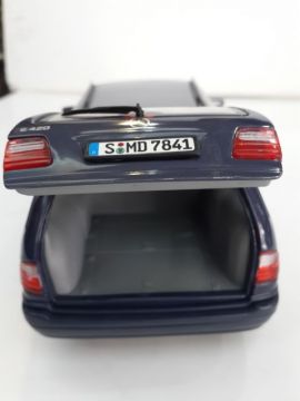 1/18  MERCEDES E CLASS WAGON E420 ANSON Diecast Model