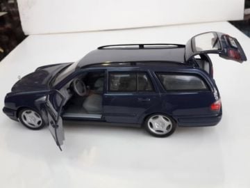 1/18  MERCEDES E CLASS WAGON E420 ANSON Diecast Model