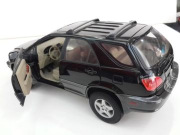 1/18  TOYOTA Lexus RX300 HARRIER Diecast Model