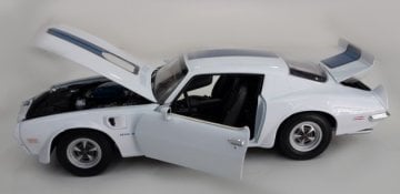 1/18 1972 PONTIAC FIREBIRD TRANS AM Diecast Model