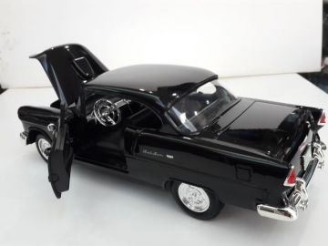 1/18 1955 CHEVROLET BELAIR Diecast Model