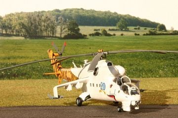 1/72 MiL Mi-24 HIND D ''TIGERMEET'' 04417