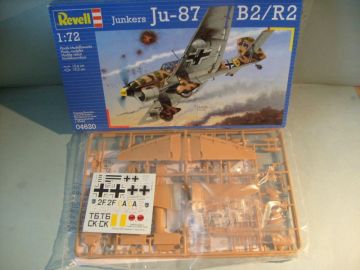 1/72 Junkers Ju 87 B-2 / R-2 04620