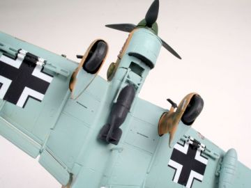 1/72 Junkers Ju 87 B-2 / R-2 04620