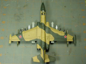 1/72 Sukhoi Su-25 Frogfoot 04354
