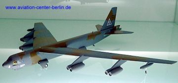 1/200 BOEING B52H STRATOFORTRESS DML NO:2006
