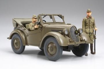 1/48 Light Vehicle Type 95 Kurogane