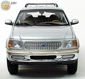 Ford Expedition 1/18