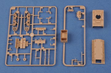 1/72 M4 High Speed Tractor (155mm/8-in./240mm)