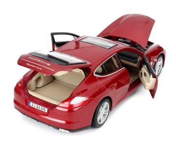 Porsche Panamera Turbo 1/18