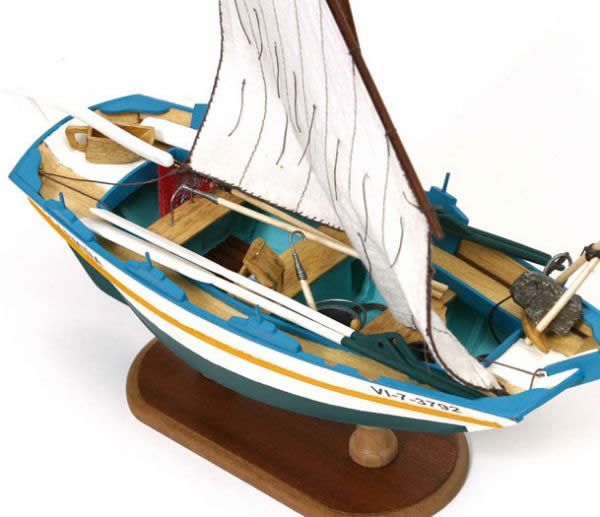 OCC52001  1/15 CARMIÑA Boat