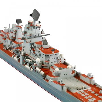 1/700 Petr Veliky