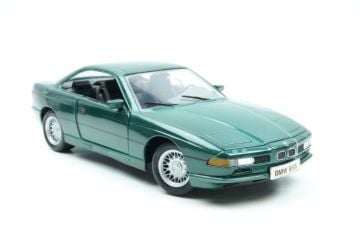 BMW  850İ  1990 GREEN