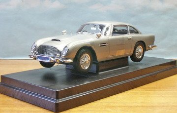 1965 Aston Martin DB5 Silver James Bond 007 Goldfinger
