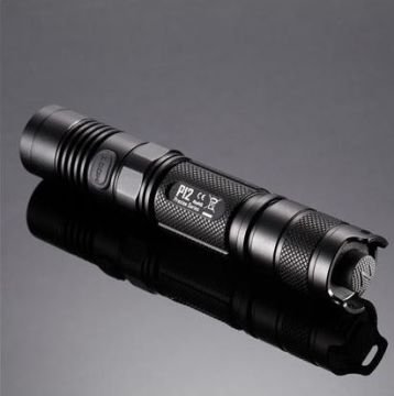 NITECORE P12 950 LUMEN EL FENERI(1X18650)