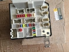 Renault Megane 2,Scenic 2 Motor İçi Elektronik Bağlantı Ünitesi 8200455424
