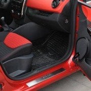 Renault Clio IV Kapı Eşiği Krom 8900100136