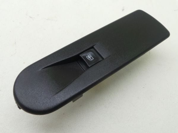 Renault Clio 4 Cam Düğme Takımı Komple Sağ Ön 809602454R