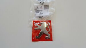 Peugeot Partner Bagaj Kapağı Arslan Arması 1996-2008 7810.K2