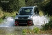 Peugeot Partner 2 Berlingo 2 Sis Far Çerçeve Takım 7452.Y7