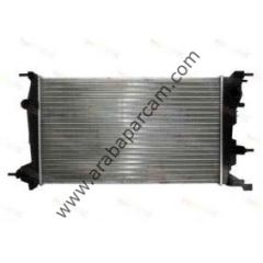 Renault Megane 3 Radyatör(Klimasız) 214100002R