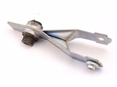 Renault Espace 4 Motor Kulağı 8200400177