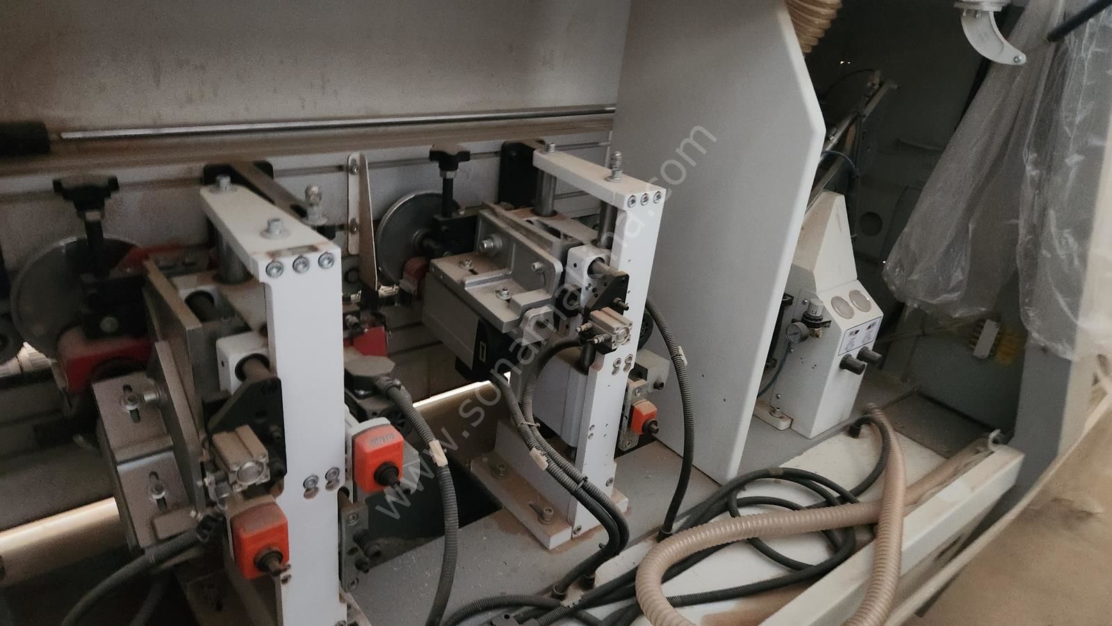 Nanxing NB875E Softforming Kenar Bantlama Makinesi (2022) İLK EL (Kurulmamış)