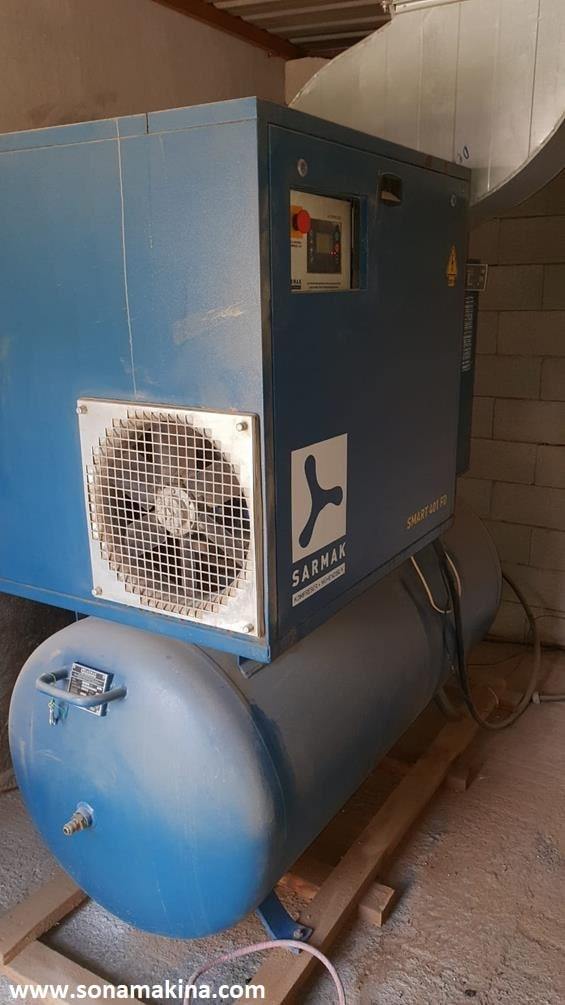 SARMAK SMART 401 FD 22 KW Vidalı Komprosör  + Tank + Kurutucu (2012) 10 Bar