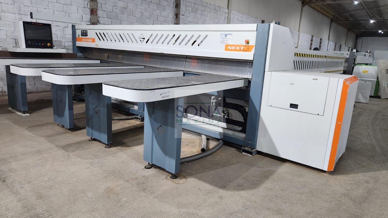 Ayza Mızrak Next 4 Panel Ebatlama Makinesi 4 Keser (2016)