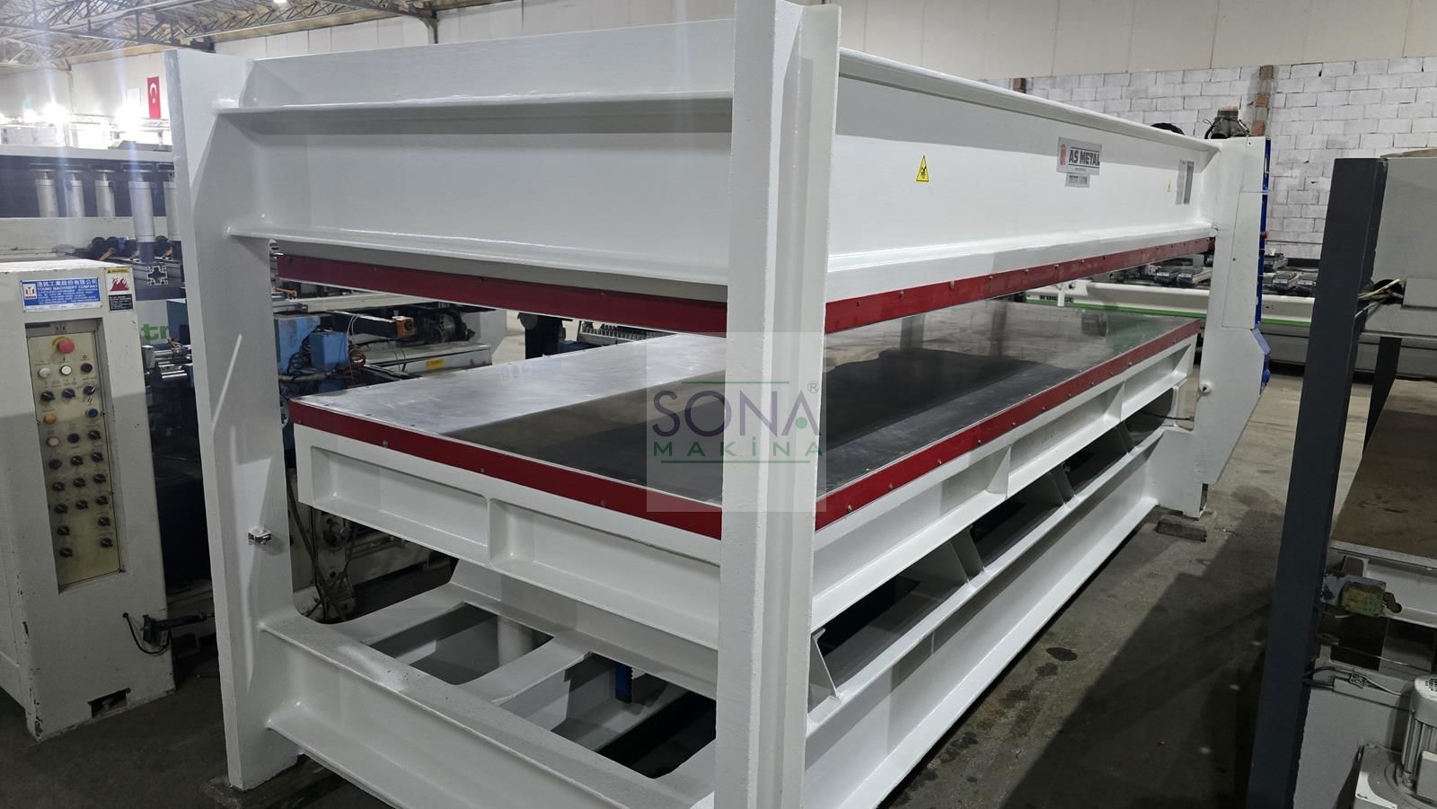 As Metal Tetragon Sıcak Laminant Presi 3800x1500