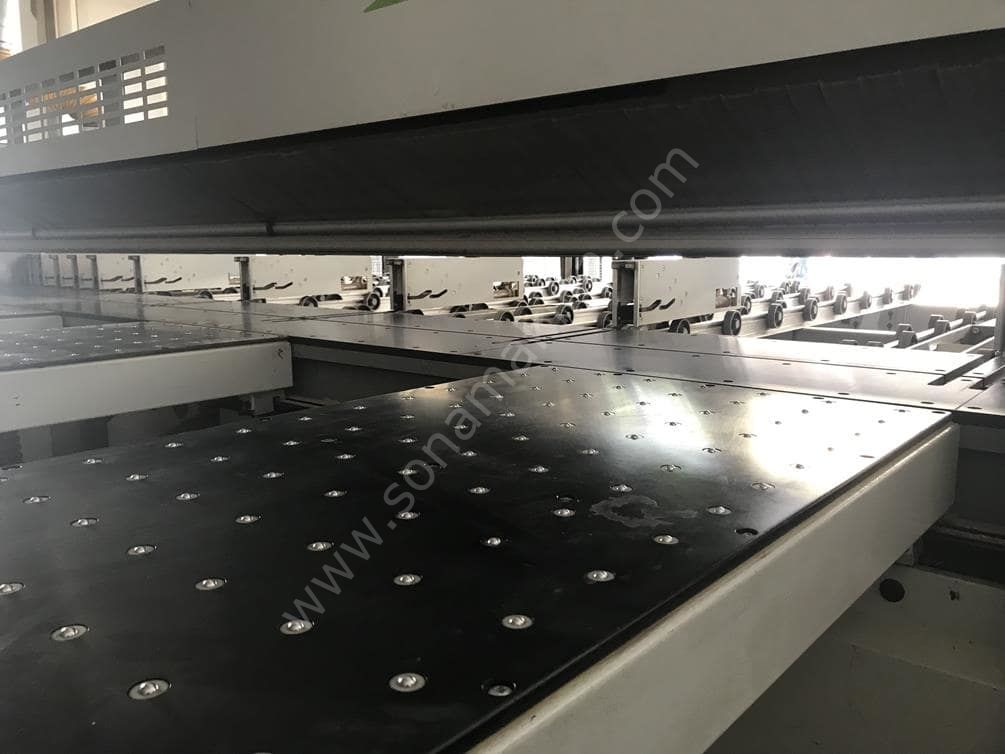 BIESSE Selco WNT 730 Asansörlü Panel Ebatlama Makinesi (2012) İLK EL