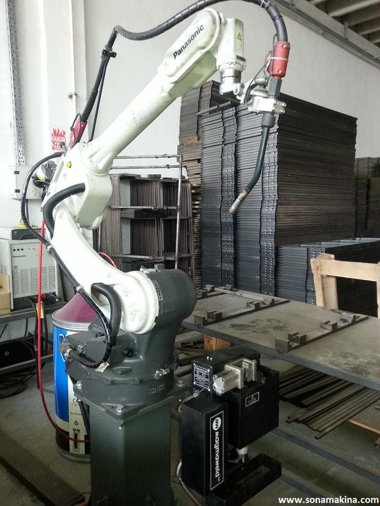 PANASONIC KAYNAK ROBOTU (2013)